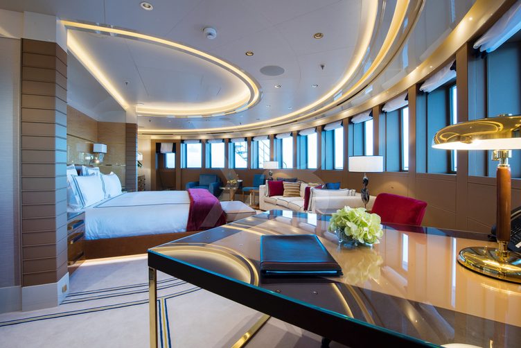 Queen Miri yacht interior 8