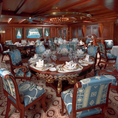 SS Delphine yacht interior 17