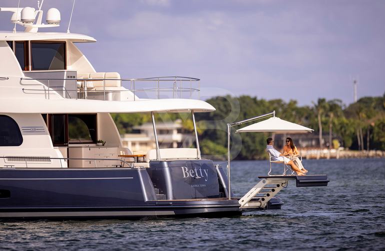 Betty yacht exterior 5