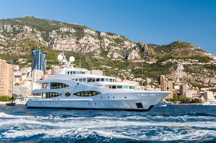 Queen Mavia yacht exterior 3