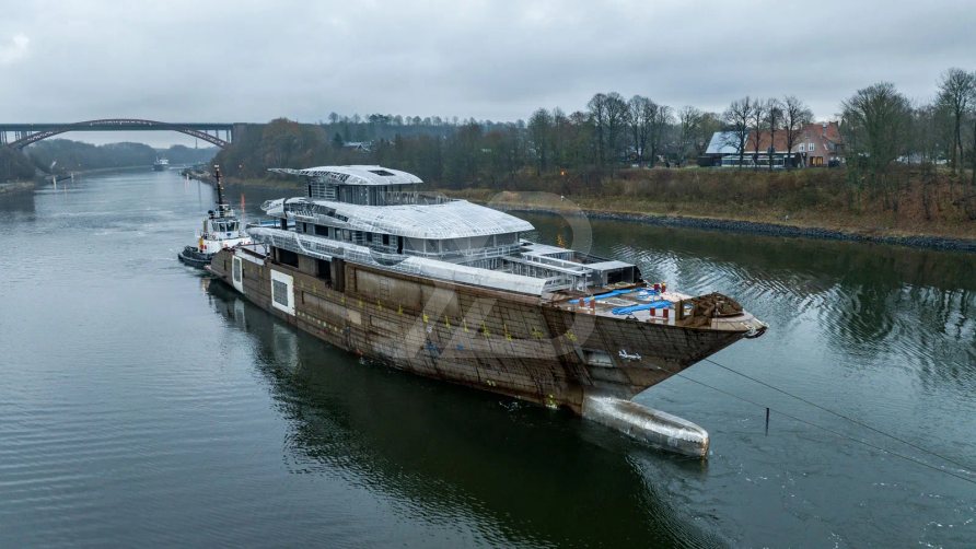 Abeking 6516 yacht exterior 2