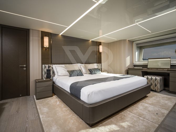 Bandazul yacht interior 10