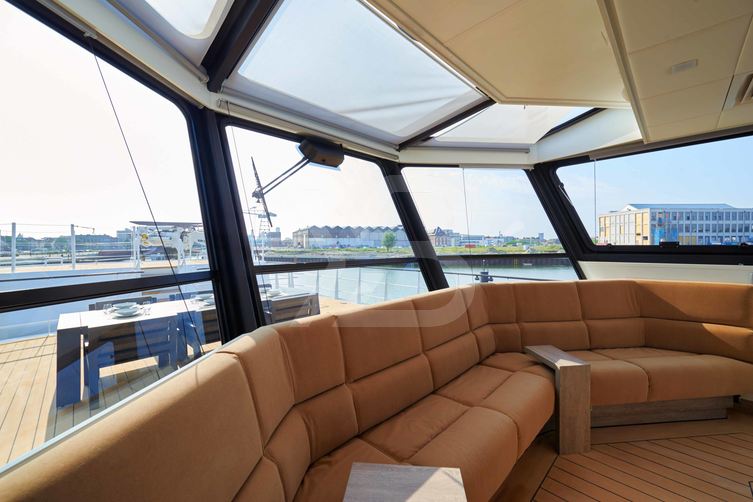 Better Space yacht interior 11