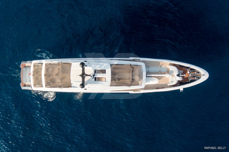 Severin's yacht exterior 30