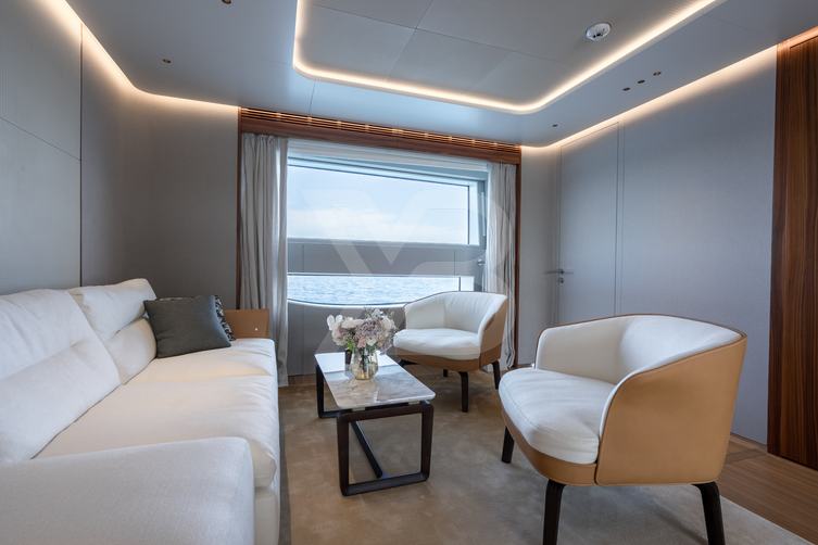 Oreos yacht interior 8