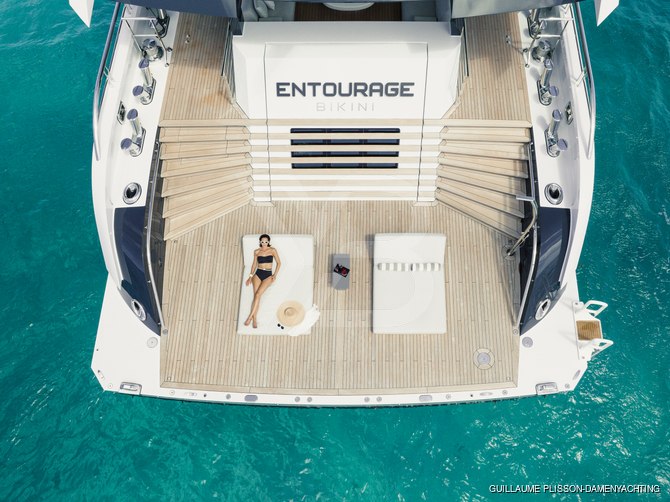 Entourage yacht interior 5