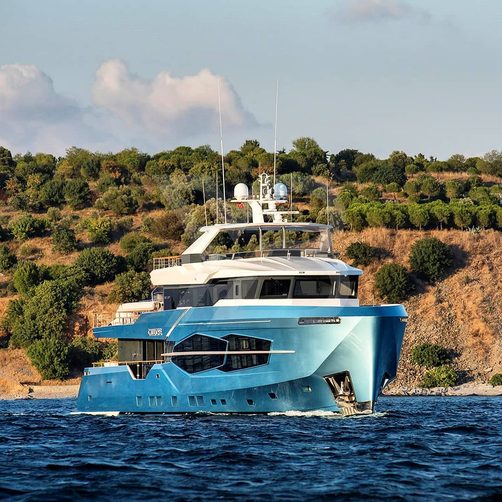 Persistence yacht exterior 3