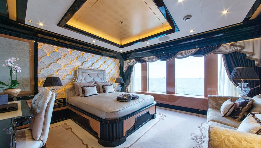 I Dynasty yacht interior 15