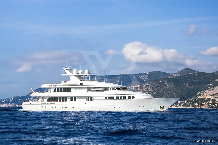 Hercules yacht exterior 4