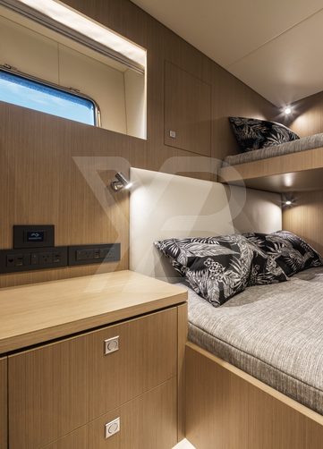 Amethyst yacht interior 37