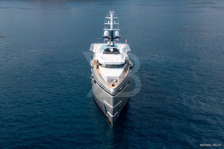 Abeona yacht exterior 3