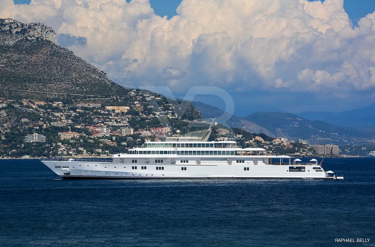 Rising Sun yacht exterior 29