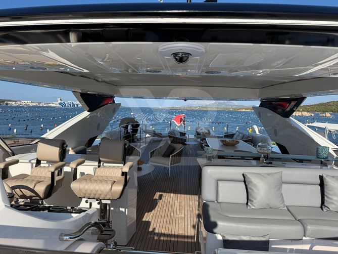 Survivor 2 yacht exterior 29