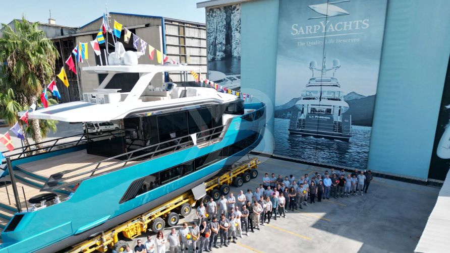 NB202 yacht exterior 5