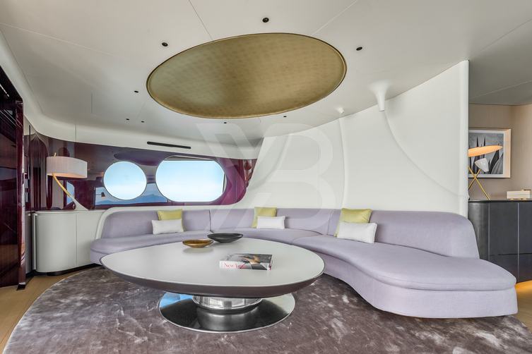 Tanelorn yacht interior 14