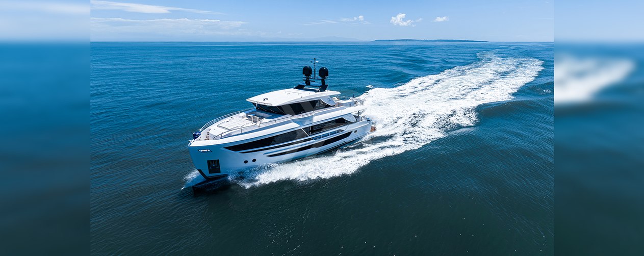 FD80 /11 yacht exterior 3