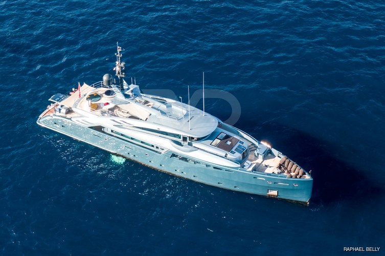 Queen Alla yacht exterior 6