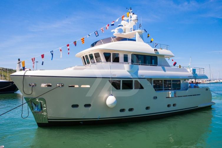 Stella del Nord yacht exterior 2