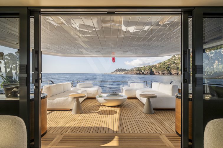 Arcadia A80new /02 yacht exterior 4