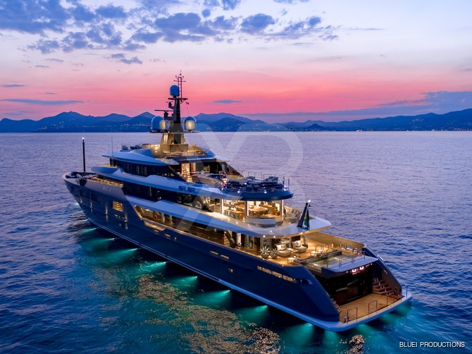 Casino Royale yacht exterior 76