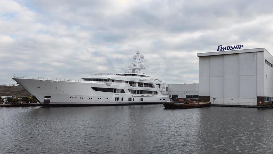 Boardwalk yacht exterior 8