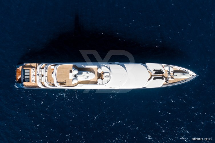 HBC yacht exterior 15