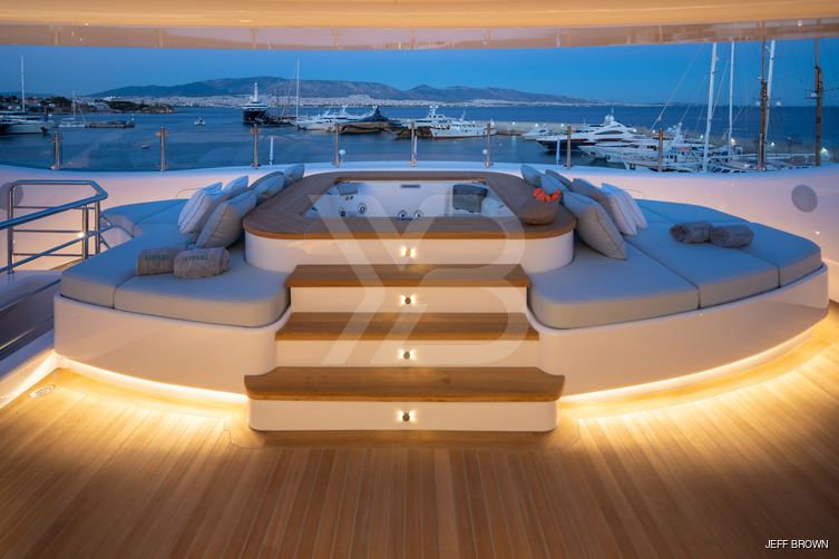 O'Pari yacht exterior 30