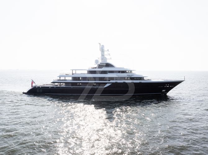 Moonstone yacht exterior 4