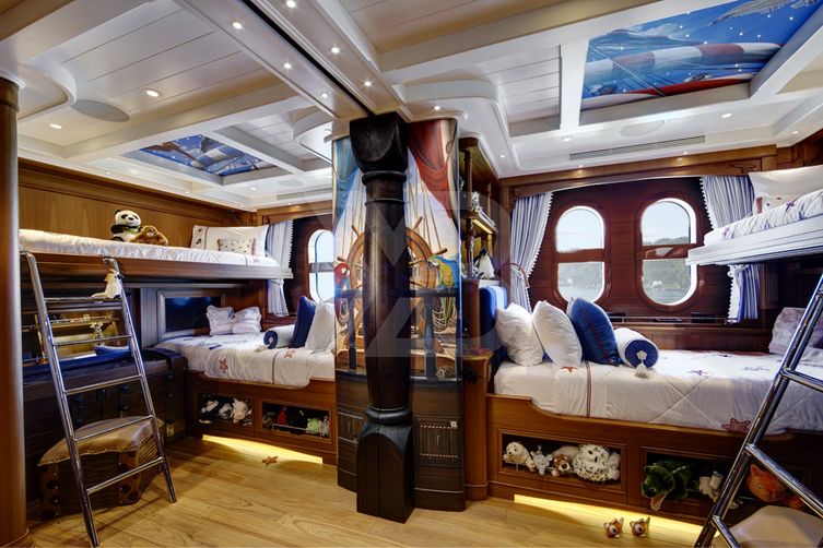 Sea Owl yacht interior 24