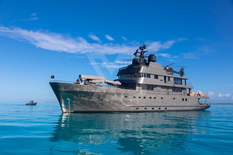JeMaSa yacht exterior 2