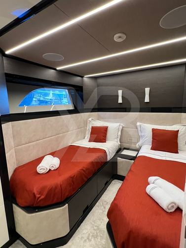 Martita yacht interior 16