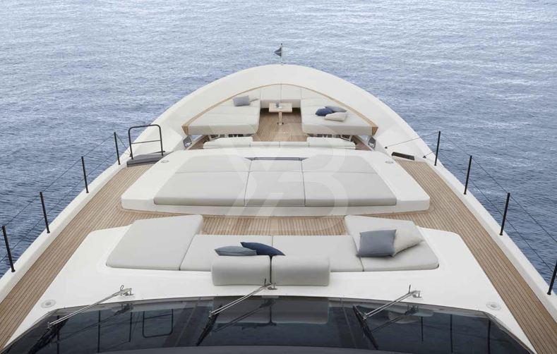 King I yacht exterior 3
