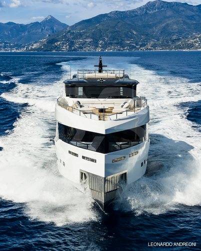 Angiola yacht exterior 10
