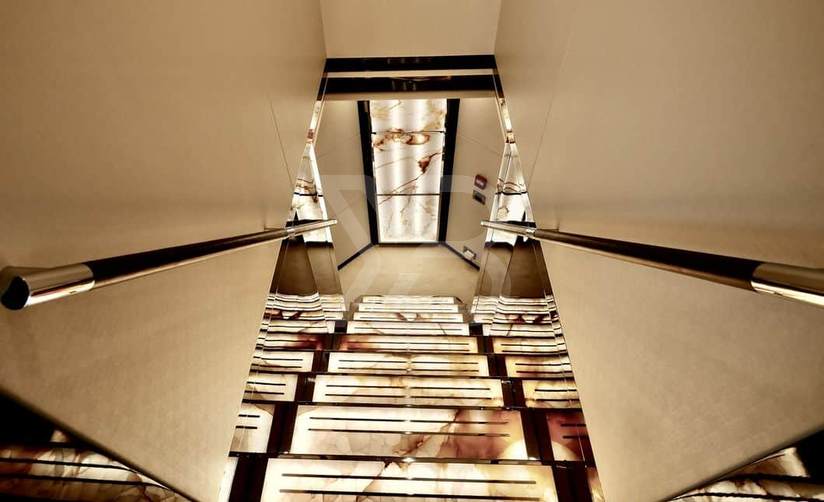 Survivor 2 yacht interior 15