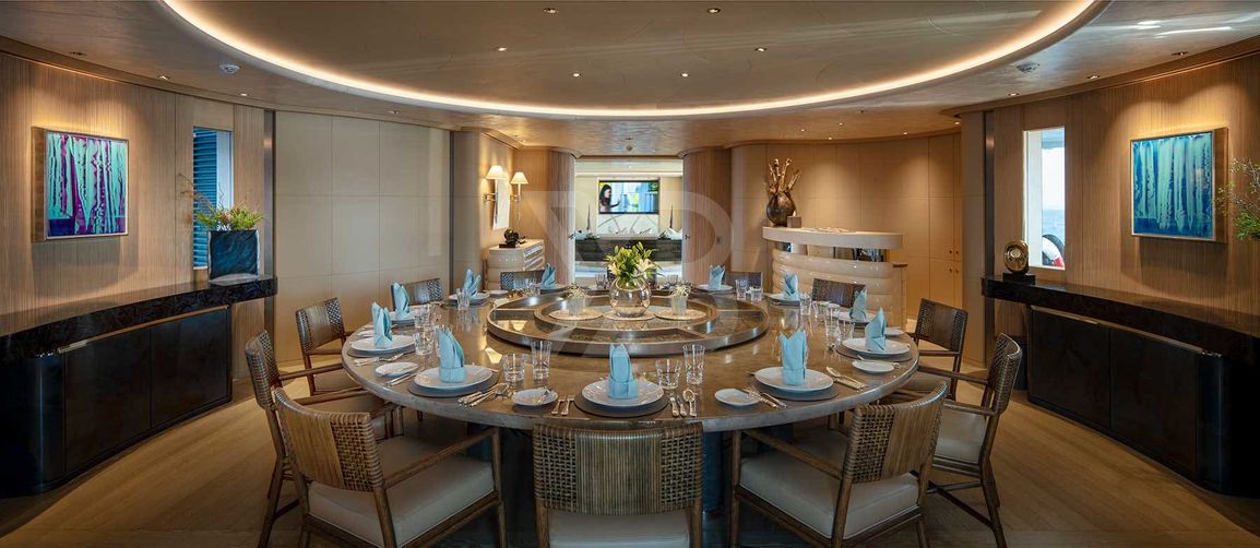 DreAMBoat 1 yacht interior 11