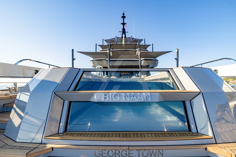 Big Naan yacht exterior 15