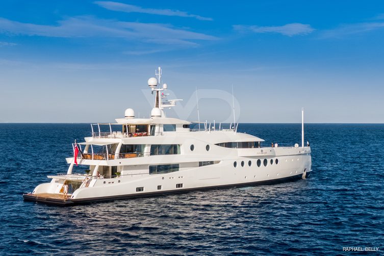 Madame Kate yacht exterior 17