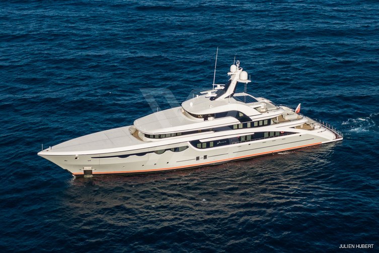 Starlust yacht exterior 95