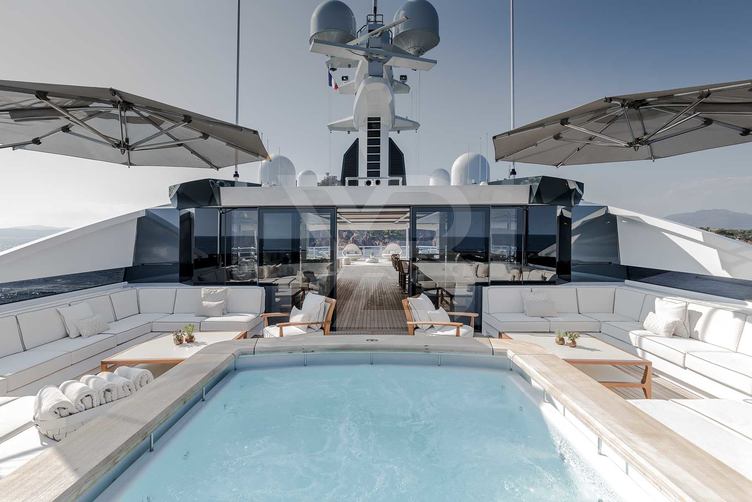DreAMBoat 1 yacht exterior 18