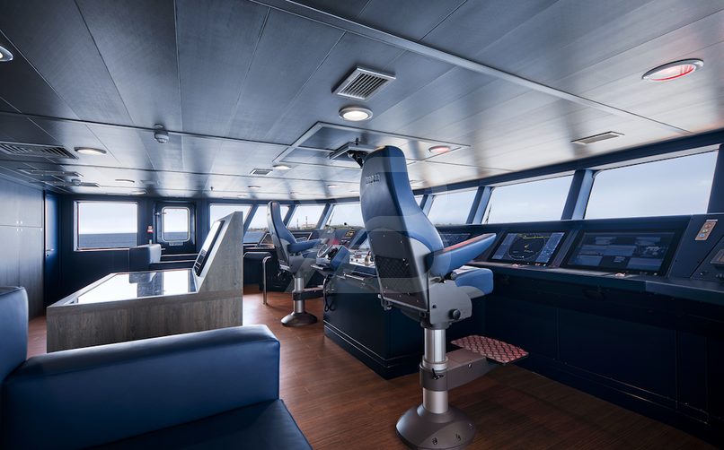 Hodor yacht interior 19