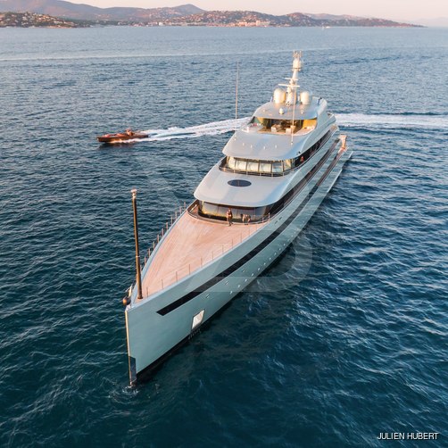 Savannah yacht exterior 50