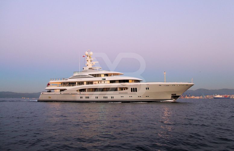 Atlas yacht exterior 2