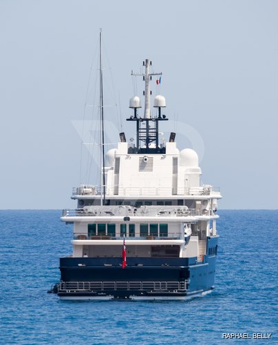 Le Grand Bleu yacht exterior 7