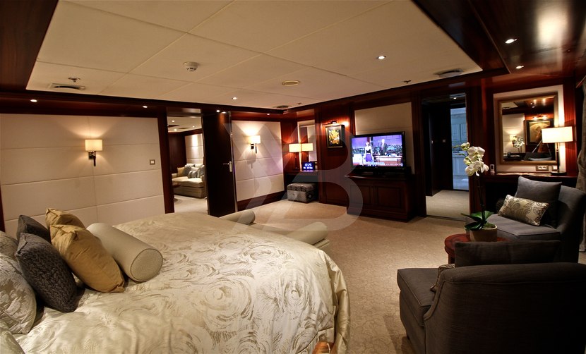 Lauren L yacht interior 11