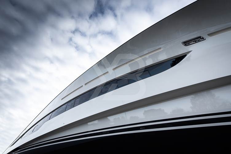 Special One yacht exterior 81