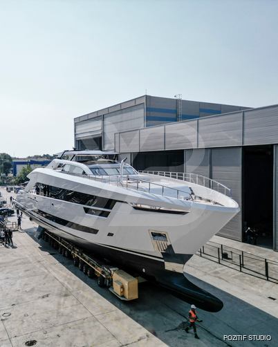 Ximena yacht exterior 3