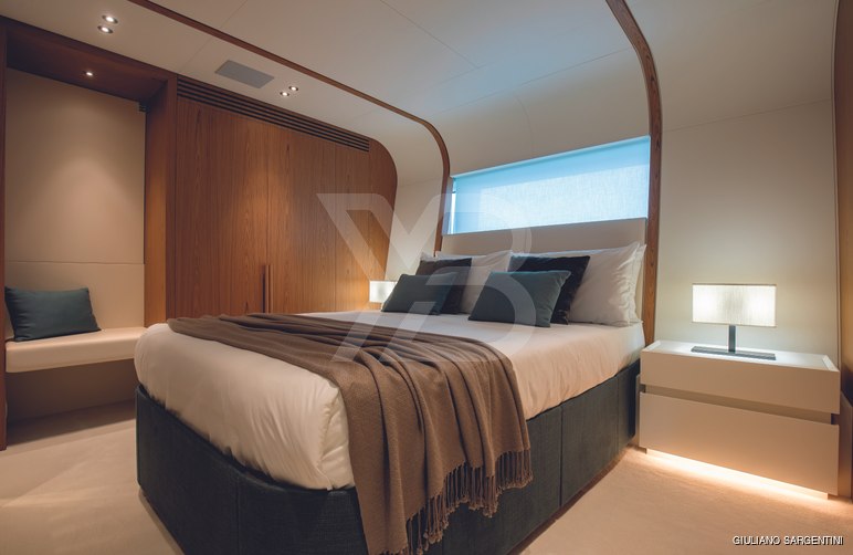 Legend yacht interior 13