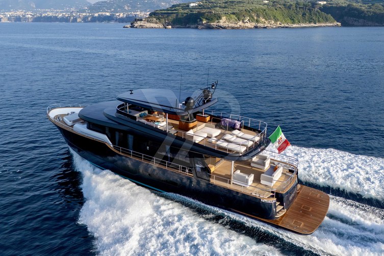 Gipsy VI yacht exterior 33