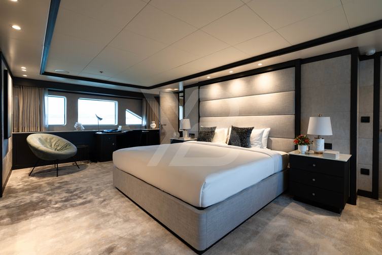 Panakeia yacht interior 11