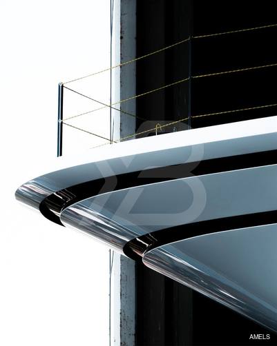 Tanzanite yacht interior 8